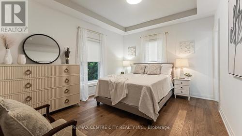 742 Mount Pleasant Road, Brantford, ON - Indoor Photo Showing Bedroom