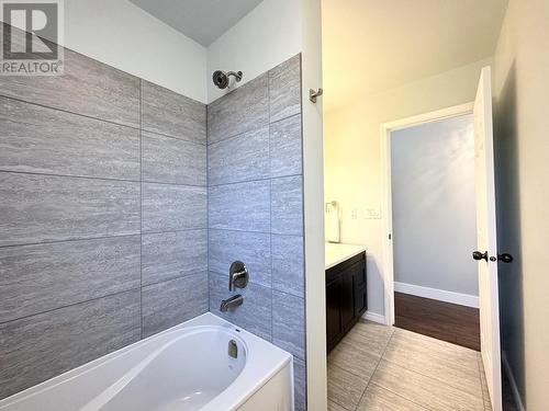 10604 105 Street, Fort St. John, BC - Indoor Photo Showing Bathroom