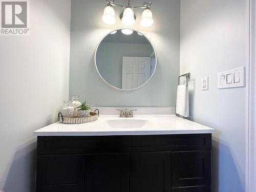 10604 105 Street, Fort St. John, BC - Indoor Photo Showing Bathroom