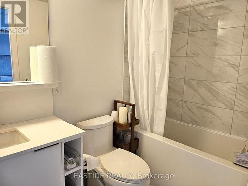 3617 - 85 Wood Street, Toronto, ON - Indoor Photo Showing Bathroom