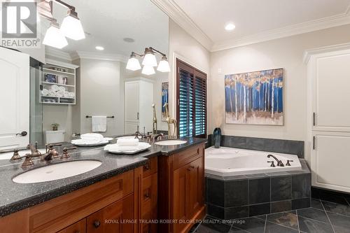 1 - 27 Northcrest Drive, London, ON - Indoor Photo Showing Bathroom