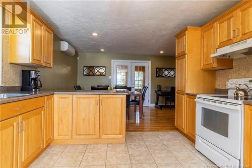 35 Desrosiers Street, Dieppe, NB - Indoor Photo Showing Kitchen