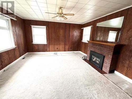 85 Buell Street, Brockville, ON - Indoor Photo Showing Other Room With Fireplace