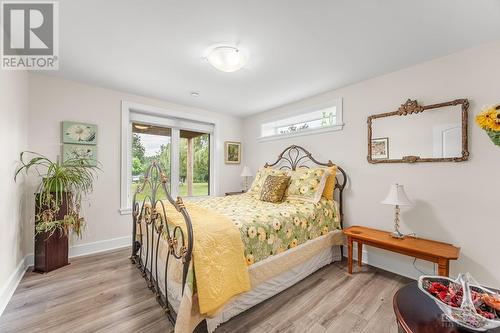 853 Heritage Drive, Merrickville, ON - Indoor Photo Showing Bedroom