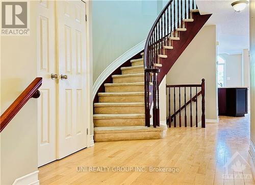 13 Fairpark Drive, Ottawa, ON - Indoor Photo Showing Other Room