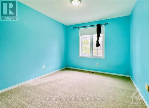 13 Fairpark Drive, Ottawa, ON - Indoor Photo Showing Other Room