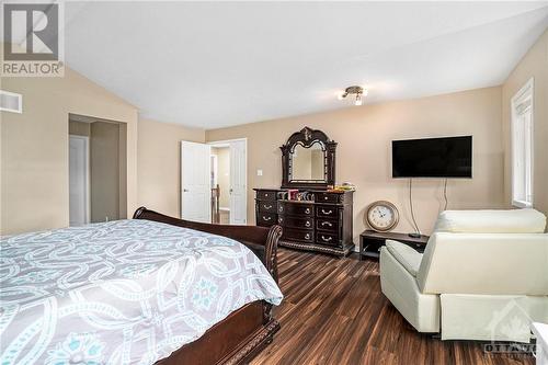 100 Monterossa Street, Ottawa, ON - Indoor Photo Showing Bedroom