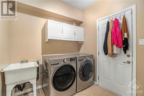 100 Monterossa Street, Ottawa, ON - Indoor Photo Showing Laundry Room