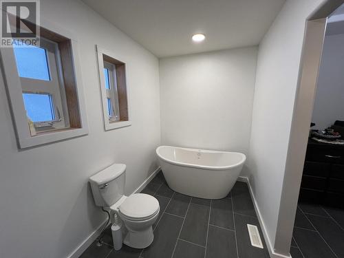 7608 Old Alaska Highway, Fort Nelson, BC - Indoor Photo Showing Bathroom