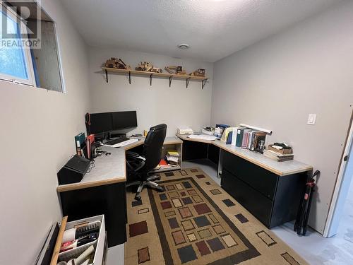 7608 Old Alaska Highway, Fort Nelson, BC - Indoor Photo Showing Office