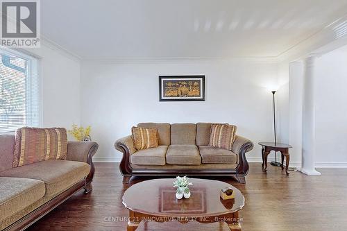 40 Radwinter Drive, Toronto, ON - Indoor Photo Showing Living Room