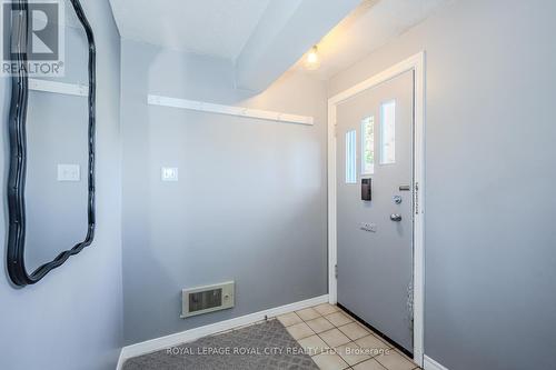 106/108 Kathleen Street, Guelph, ON - Indoor Photo Showing Other Room