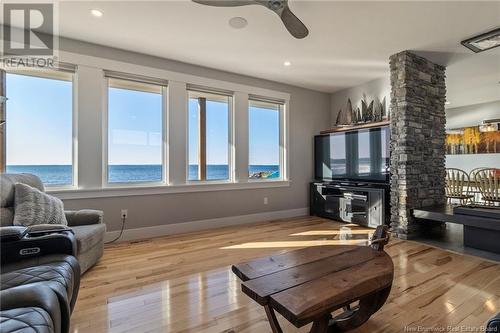 75 P'Tit Barachois Road, Grand-Barachois, NB - Indoor Photo Showing Living Room