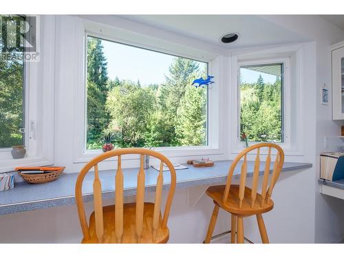 1495 Victoria Avenue, Rossland, BC - Indoor Photo Showing Other Room