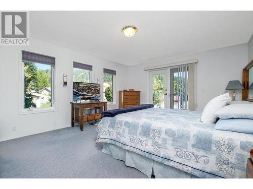 1495 Victoria Avenue, Rossland, BC - Indoor Photo Showing Bedroom