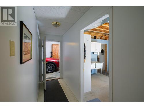 1495 Victoria Avenue, Rossland, BC - Indoor Photo Showing Other Room