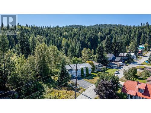 1495 Victoria Avenue, Rossland, BC - Outdoor With View