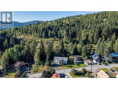 1495 Victoria Avenue, Rossland, BC - Outdoor With View