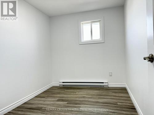 177 Elaine Avenue, Smooth Rock Falls, ON - Indoor Photo Showing Other Room