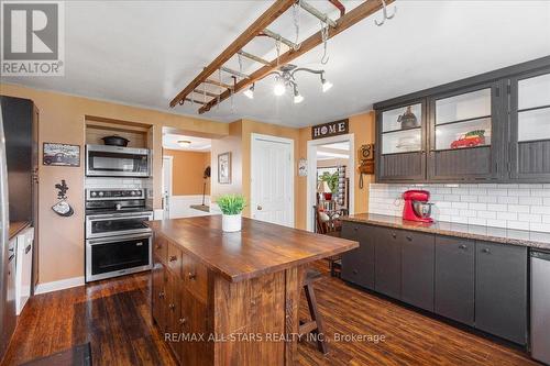 3369 Baseline Road, Georgina, ON - Indoor Photo Showing Kitchen