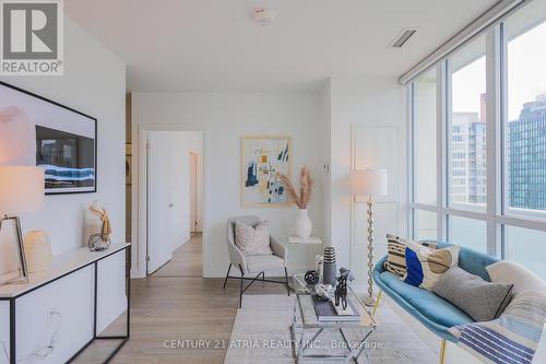 2105 - 77 Mutual Street, Toronto, ON - Indoor Photo Showing Living Room