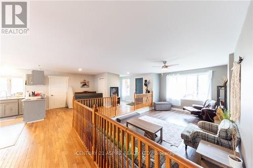 254 Lubitz Road, Laurentian Valley, ON - Indoor