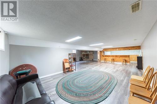 254 Lubitz Road, Laurentian Valley, ON - Indoor