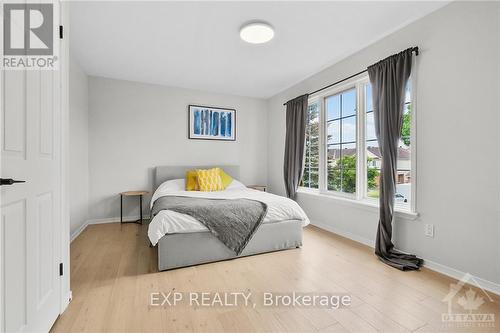 54 Margrave Avenue, Ottawa, ON - Indoor Photo Showing Bedroom