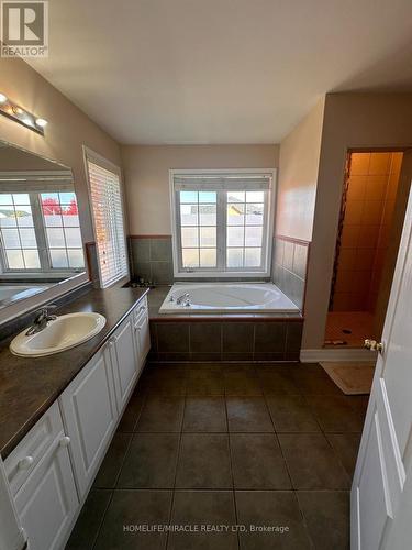 20 Latania Boulevard, Brampton, ON - Indoor Photo Showing Bathroom