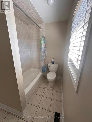 20 Latania Boulevard, Brampton, ON - Indoor Photo Showing Bathroom