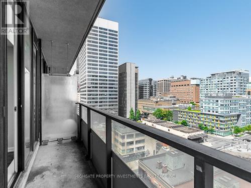 1531 - 111 Elizabeth Street, Toronto, ON - Outdoor With View