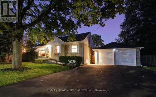 2633 Liruma Road, Mississauga, ON - Outdoor