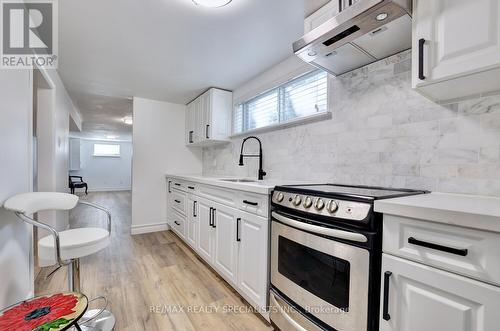 2633 Liruma Road, Mississauga, ON - Indoor Photo Showing Kitchen