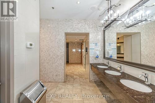 3708 - 1 Palace Pier Court, Toronto, ON - Indoor Photo Showing Bathroom