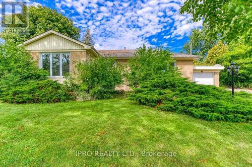 1333 Sheldon Avenue S, Oakville, ON - Outdoor