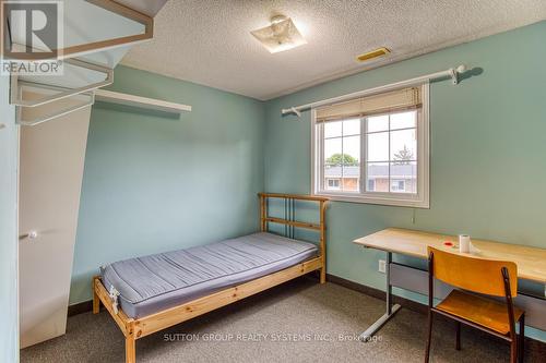 360 Erb Street W, Waterloo, ON - Indoor Photo Showing Bedroom