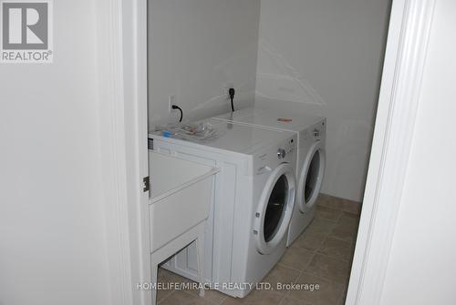 101 - 1035 Victoria Road S, Guelph, ON - Indoor Photo Showing Laundry Room