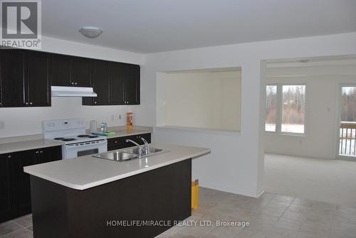 101 - 1035 Victoria Road S, Guelph, ON - Indoor Photo Showing Kitchen