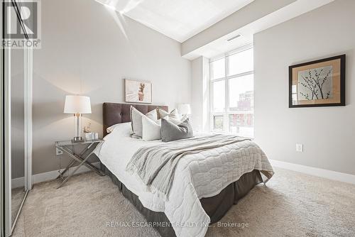 802 - 90 Charlton Avenue W, Hamilton, ON - Indoor Photo Showing Bedroom