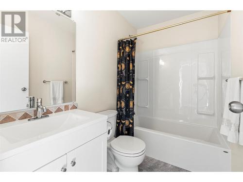 1809 40Th Avenue Unit# 20, Vernon, BC - Indoor Photo Showing Bathroom