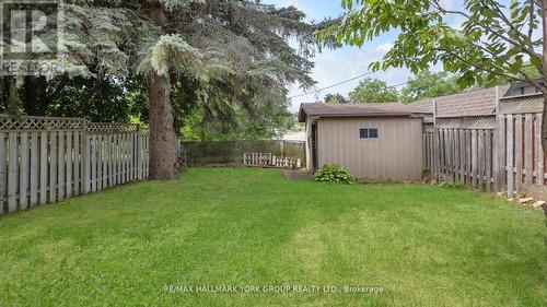 158 Meadowbank Road, Newmarket, ON - Outdoor