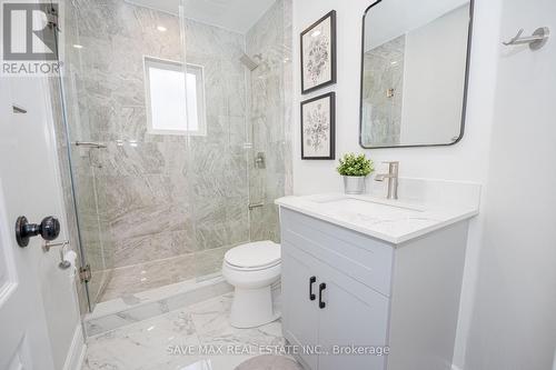 2651 Devonsley Crescent, Oakville, ON - Indoor Photo Showing Bathroom