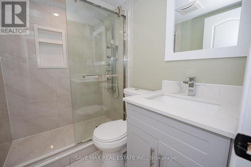 2651 Devonsley Crescent, Oakville, ON - Indoor Photo Showing Bathroom