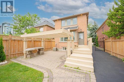 2651 Devonsley Crescent, Oakville, ON - Outdoor