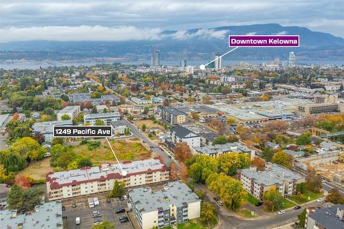 205-1249 Pacific Avenue, Kelowna, BC - Outdoor With View