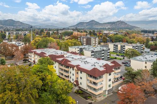 205-1249 Pacific Avenue, Kelowna, BC - Outdoor With View