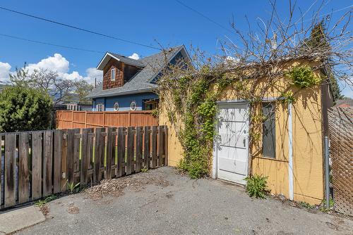 550 Patterson Avenue, Kelowna, BC - Outdoor