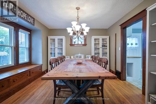 31 Albert Street, St. Catharines, ON - Indoor Photo Showing Dining Room