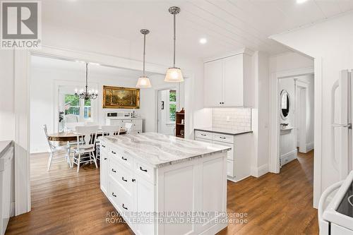 303022 Grey Road 15, Meaford, ON - Indoor Photo Showing Kitchen