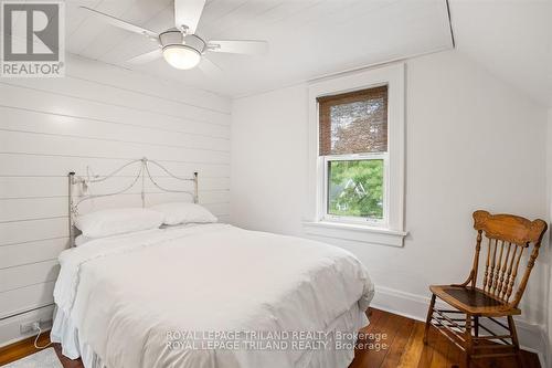 303022 Grey Road 15, Meaford, ON - Indoor Photo Showing Bedroom